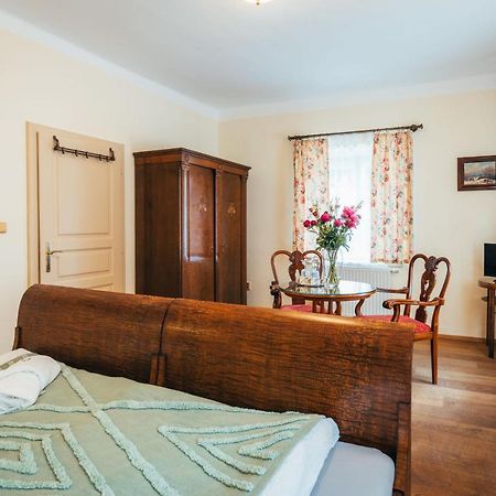 Sv. Hubertus Hotel Чешки Крумлов Екстериор снимка