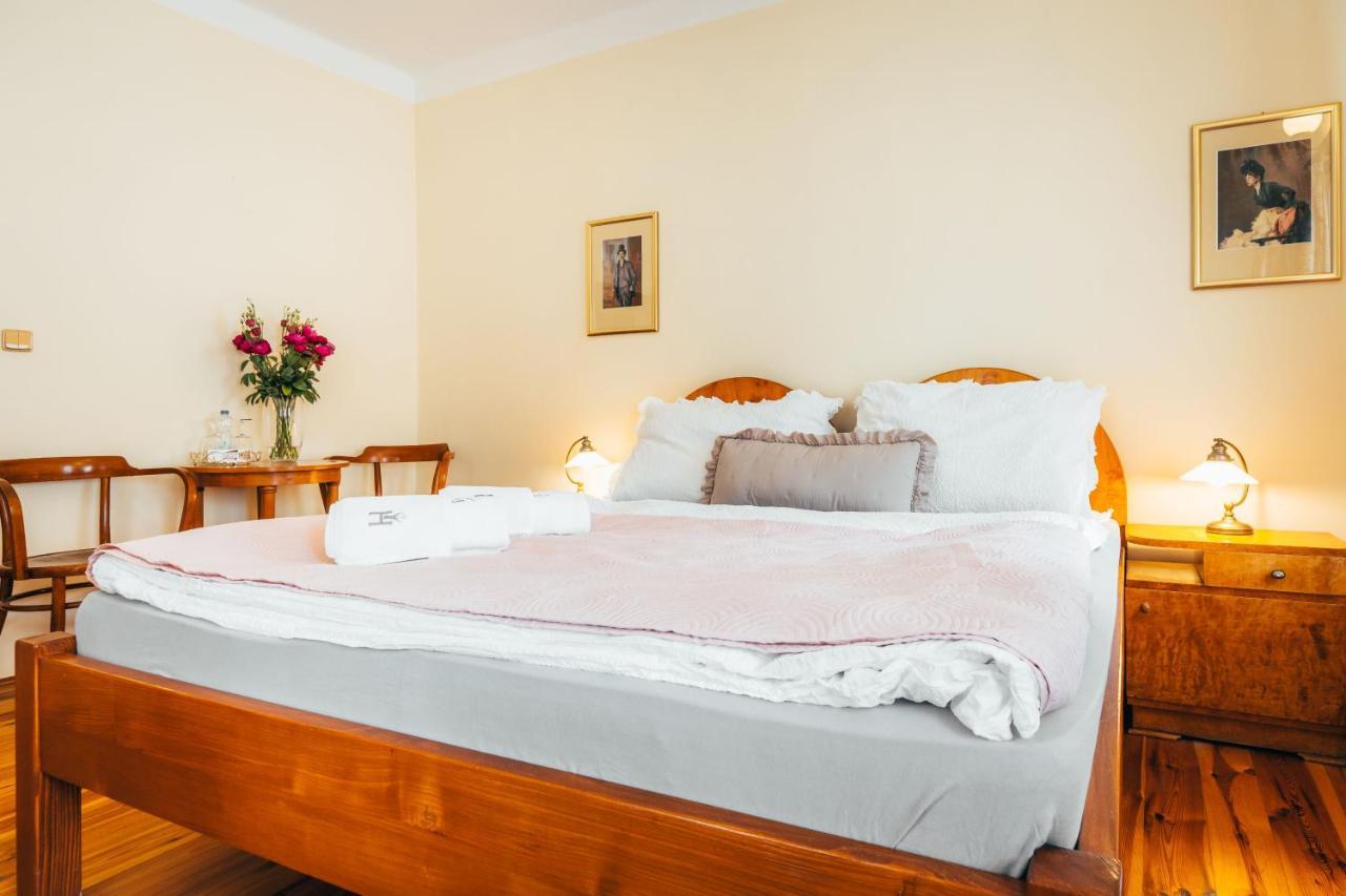Sv. Hubertus Hotel Чешки Крумлов Екстериор снимка