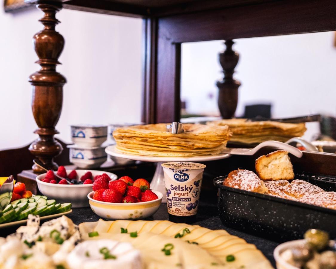 Sv. Hubertus Hotel Чешки Крумлов Екстериор снимка
