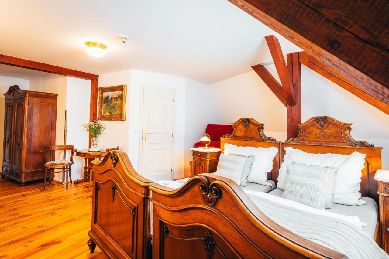 Sv. Hubertus Hotel Чешки Крумлов Екстериор снимка