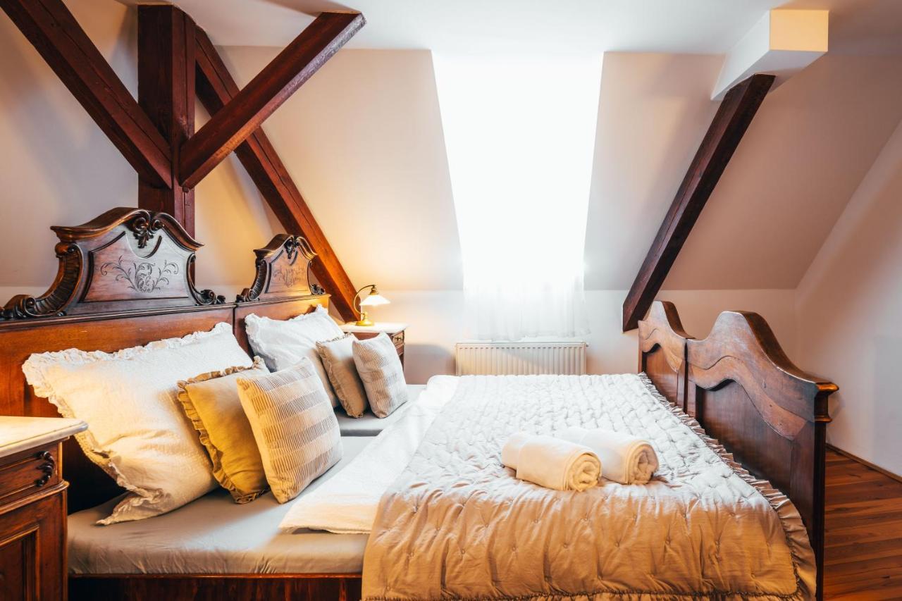 Sv. Hubertus Hotel Чешки Крумлов Екстериор снимка